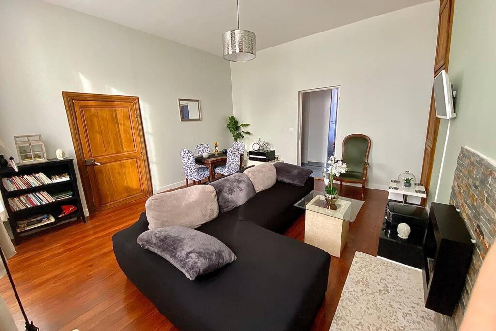 Appartement : Le Petit Paradis De La Loire La Charite Bagian luar foto